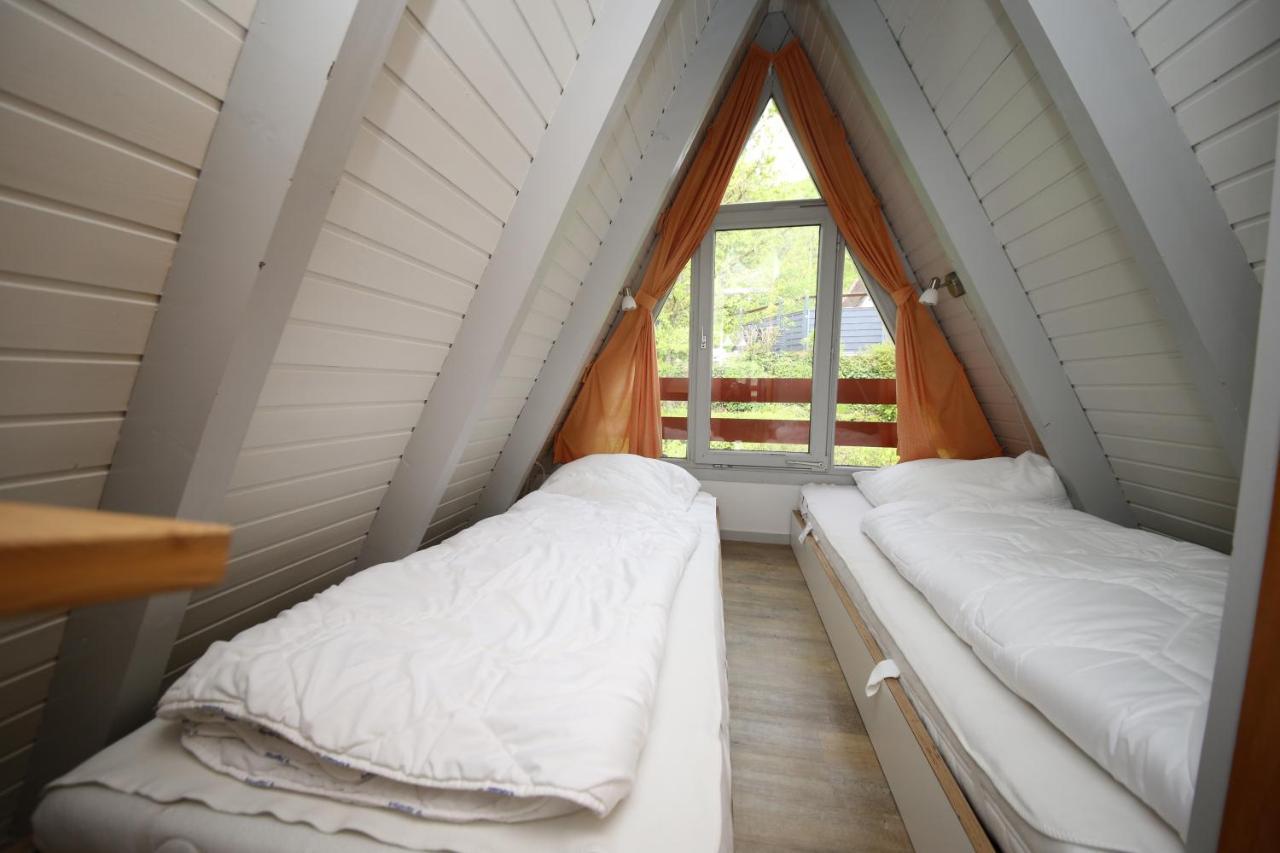 Ferienhaeuser Campingplatz Kinding Ngoại thất bức ảnh